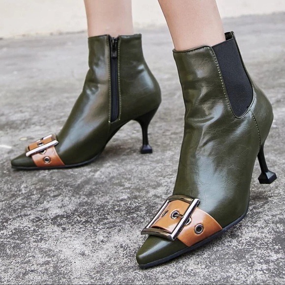 SHEIN Shoes - 🆕 Buckle Decor Pyramid Boots